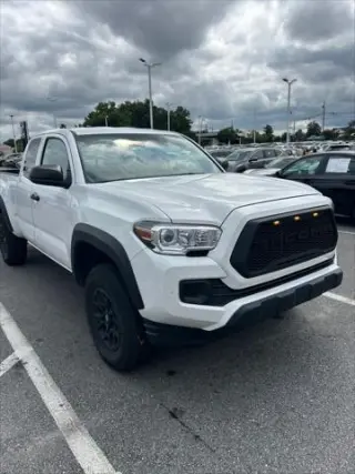 Toyota Tacoma 2022 4x2 TRD Sport 4dr Access Cab 6.1 ft LB