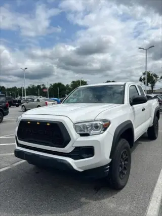 Toyota Tacoma 2022 4x2 TRD Sport 4dr Access Cab 6.1 ft LB
