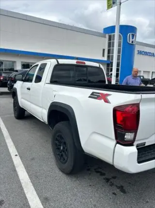 Toyota Tacoma 2022 4x2 TRD Sport 4dr Access Cab 6.1 ft LB