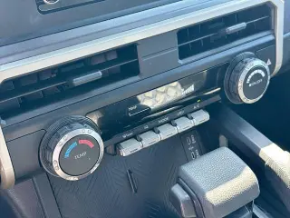 Toyota Tacoma 2025 4x2 SR5 4dr Double Cab 5.0 ft SB