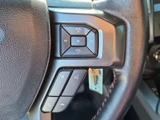 Ford F-150 2019 4x4 XLT 4dr SuperCrew 5.5 ft. SB