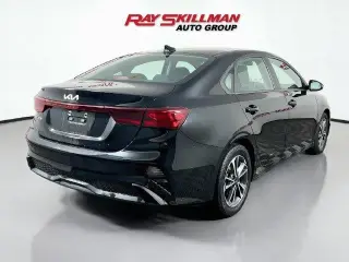 Kia Forte 2023 LXS 4dr Sedán