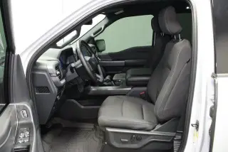 Ford F-150 2025 4x2 XLT 4p SuperCab 5.5 ft. CA