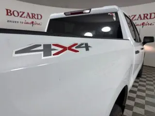 Chevrolet Silverado 1500 2024 4x4 Custom 4p Cab de Tripulación 5.8 ft. SB