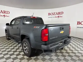 Chevrolet Colorado 2017 4x4 Z71 4p. Cabina de Tripulacion 4p. Estribo