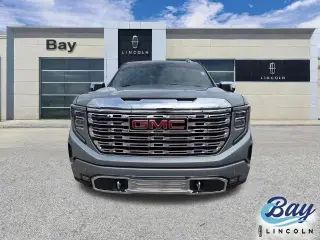 GMC Sierra 1500 2023 4x4 Denali 4p Cabaña de Tripulación 5.8 pies de caja larga
