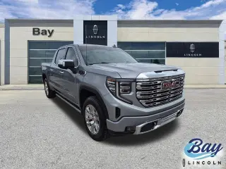 GMC Sierra 1500 2023 4x4 Denali 4p Cabaña de Tripulación 5.8 pies de caja larga