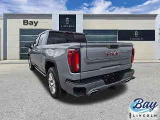 GMC Sierra 1500 2023 4x4 Denali 4p Cabaña de Tripulación 5.8 pies de caja larga