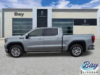 GMC Sierra 1500 2023 4x4 Denali 4p Cabaña de Tripulación 5.8 pies de caja larga