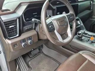 GMC Sierra 1500 2023 4x4 Denali 4p Cabaña de Tripulación 5.8 pies de caja larga