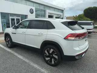 Volkswagen Atlas Cross Sport 2026 SE 4dr SUV con Tecnología