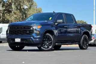 Chevrolet Silverado 1500 2023 4x2 Custom 4dr Crew Cab 5.8 ft. SB