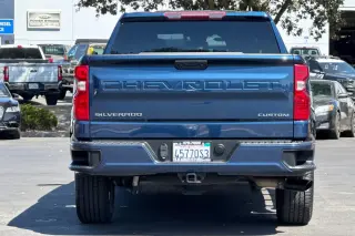 Chevrolet Silverado 1500 2023 4x2 Custom 4dr Crew Cab 5.8 ft. SB