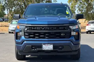 Chevrolet Silverado 1500 2023 4x2 Custom 4dr Crew Cab 5.8 ft. SB