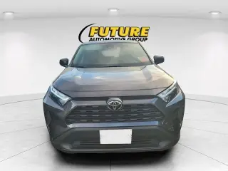 Toyota RAV4 2023 LE 4dr SUV