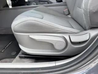 Hyundai ELANTRA 2023 SE 4dr Sedan