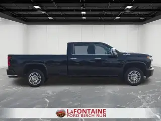 Chevrolet Silverado 2500HD 2022 4x4 High Country 4dr Crew Cab SB