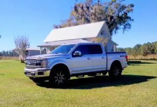 Ford F-150 2018 4x4 XLT 4dr SuperCrew 5.5 ft. SB