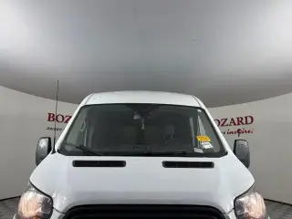 Ford Transit 2019 250 3pt LWB Techo Medio Furgón de Carga con Puerta Deslizante del Pasajero
