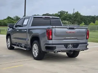 GMC Sierra 1500 2021 4x2 Denali 4dr Crew Cab 5.8 ft. SB