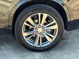 Cadillac XT6 2023 Premium Luxury 4dr SUV