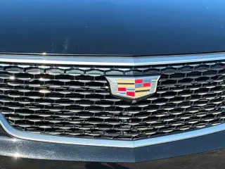 Cadillac XT6 2023 Premium Luxury 4dr SUV