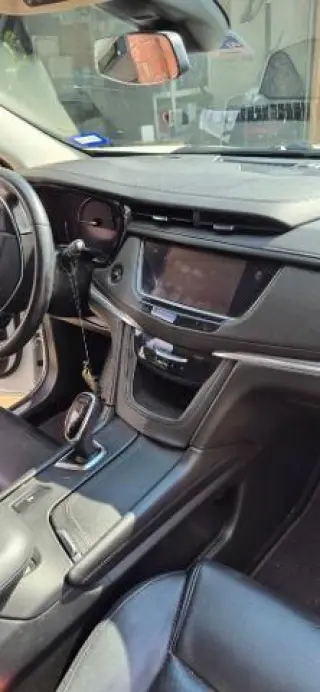Cadillac XT5 2017 de lujo SUV 4 puertas