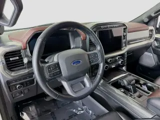 Ford F-150 2023 4x4 Lariat 4dr SuperCrew 5.5 ft. SB