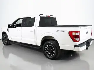Ford F-150 2023 4x4 Lariat 4dr SuperCrew 5.5 ft. SB