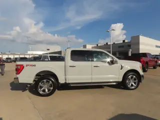 Ford F-150 2023 4x4 Lariat 4dr SuperCrew 6.5 ft. SB