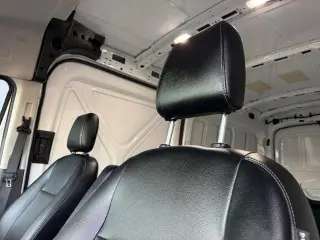 Ford Transit 2024 250 3dr LWB Techo Medio Furgón de Carga