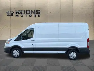 Ford Transit 2024 250 3dr LWB Techo Medio Furgón de Carga