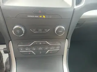 Ford Edge 2019 SEL 4dr Crossover