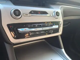 Ford Explorer 2024 AWD XLT 4dr SUV