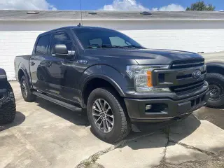Ford F-150 2018 4x4 XLT 4dr SuperCrew 5.5 ft. SB
