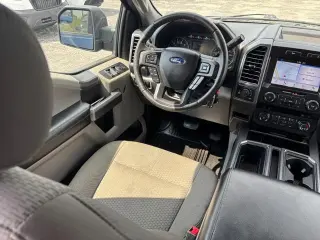 Ford F-150 2019 4x4 XLT 4dr SuperCrew 5.5 ft. SB