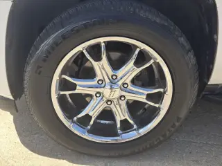 Chevrolet Tahoe 2011 4x4 LT 4dr SUV