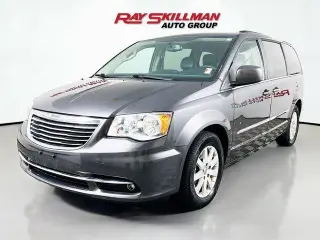 Chrysler Town and Country 2016 Touring 4dr Mini-Van