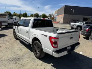 Ford F-150 2022 4x4 Lariat 4dr SuperCrew 5.5 ft. SB