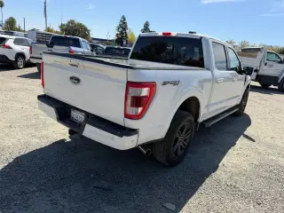 Ford F-150 2022 4x4 Lariat 4dr SuperCrew 5.5 ft. SB