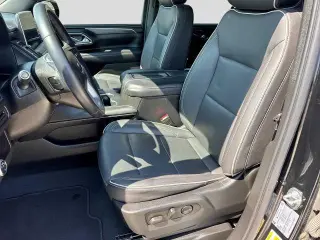 GMC Yukon 2023 4x4 SLT 4dr SUV