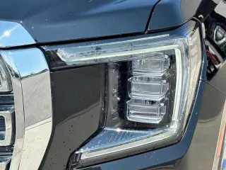 GMC Yukon 2023 4x4 SLT 4dr SUV