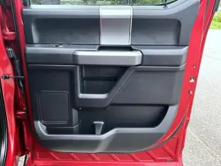 Ford F-150 2017 4x4 XLT 4dr SuperCrew 5.5 ft. SB
