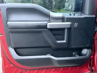 Ford F-150 2017 4x4 XLT 4dr SuperCrew 5.5 ft. SB