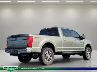 Ford F-250 Super Duty 2020 4x4 Lariat 4dr Crew Cab 6.8 ft. SB Pickup