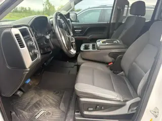 GMC Sierra 1500 2018 4x4 SLE 4p Doble Cabina 6.5 pies CA