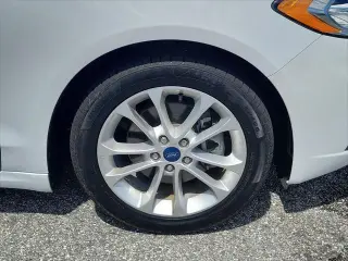 Ford Fusion Hybrid 2019 SE 4p Sedan