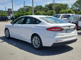 Ford Fusion Hybrid 2019 SE 4p Sedan
