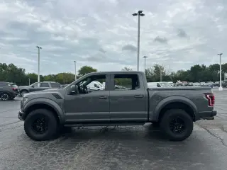 Ford F-150 2018 4x4 Raptor 4dr SuperCrew 5.5 ft. SB