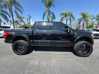 Ford F-150 2021 4x4 Platinum 4p SuperCrew 5.5 ft. SB